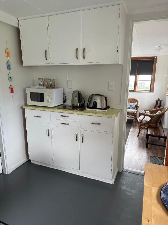 58 Pioneer - Retro Studio Unit New Plymouth Exterior foto
